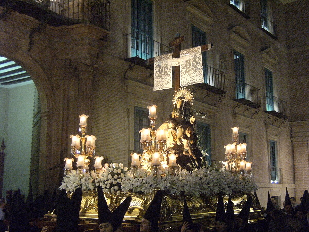 Paso de la Santísima Virgen de las Angustias, titular de la Cofradía de los Servitas de Murcia
